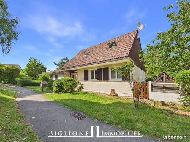 Maison 6 pièces 102 m²