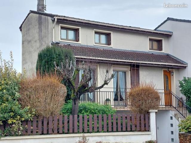 Maison 6 pièces 102 m²