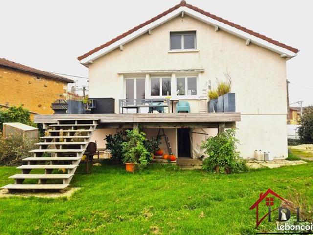 Maison 6 pièces 102 m²