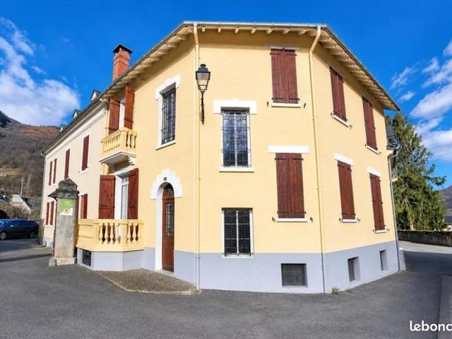 Maison 6 pièces 102 m²