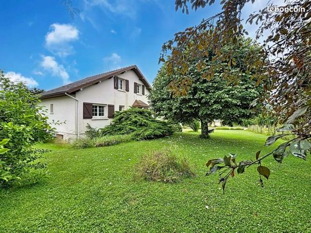 Maison 7 pièces 104 m²