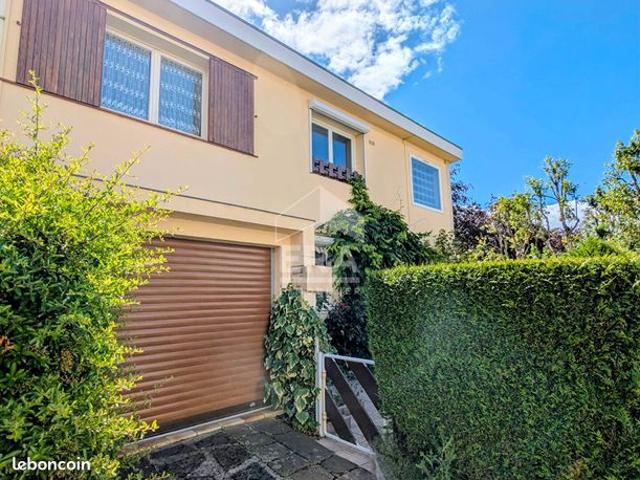 Maison 6 pièces 102 m²