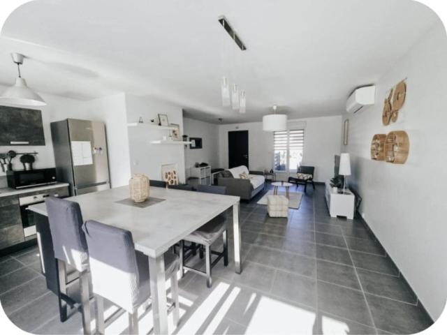 Maison 6 pièces, 102 m² à louer à Loivre 51220