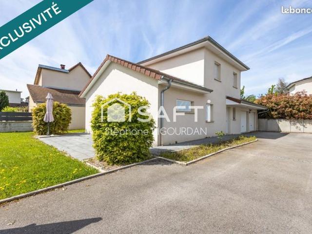 Maison 6 pièces 103 m²