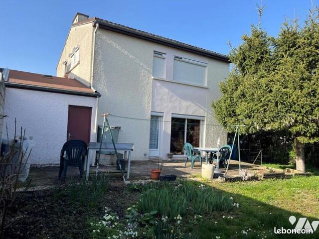 Maison 6 pièces 103 m²