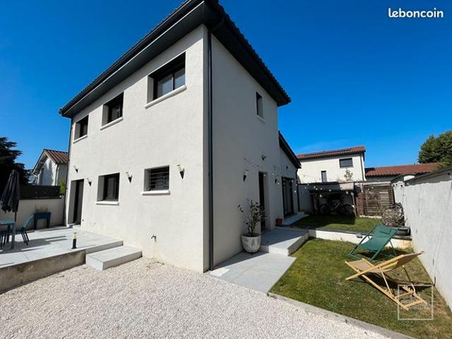 Maison 6 pièces 114 m²