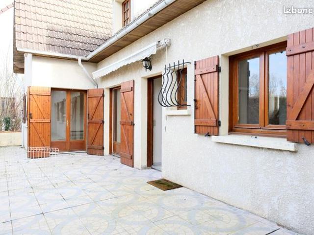 Maison 6 pièces 115 m²