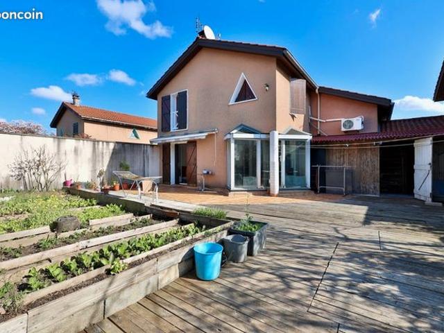 Maison 6 pièces 115 m²