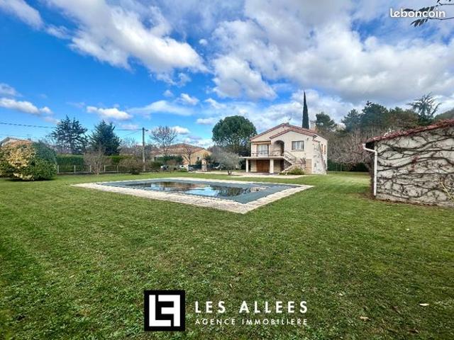 Maison 6 pièces 115 m²