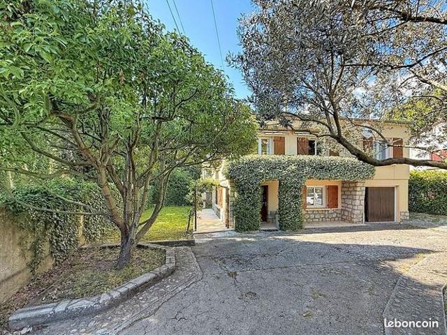 Maison 6 pièces 115 m²