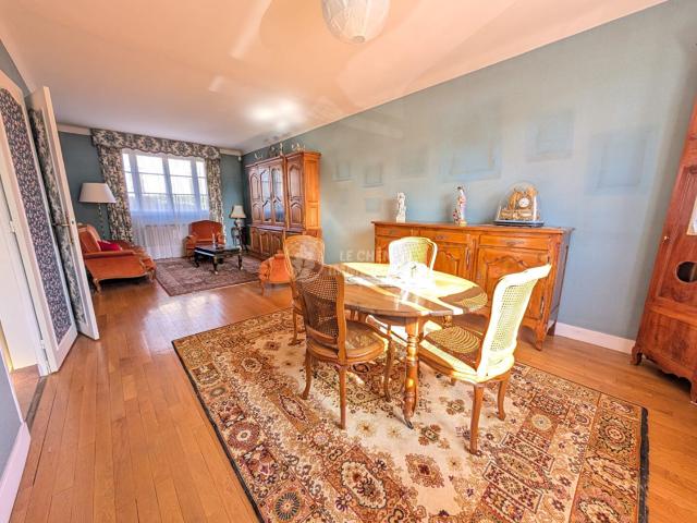 Maison 6 pièces 180 m²