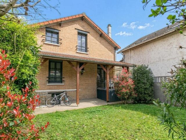 Maison 6 pièces 117 m²