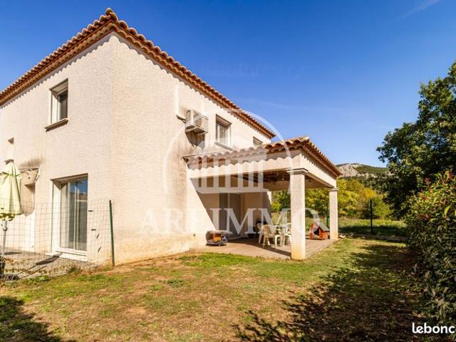 Maison 6 pièces 117 m²