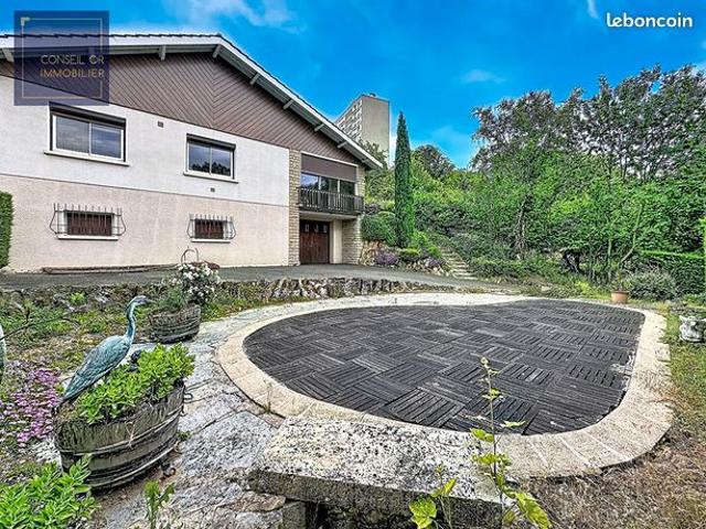Maison 6 pièces 117 m²