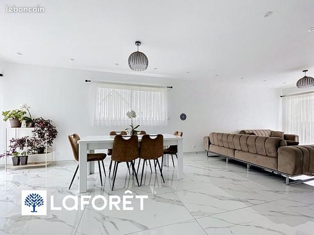 Maison 6 pièces 117 m²