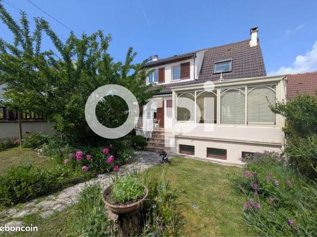 Maison 6 pièces 117 m²