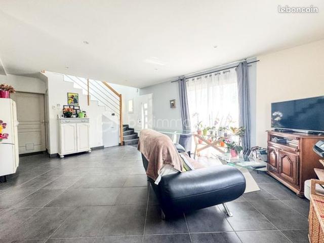 Maison 6 pièces 117 m²
