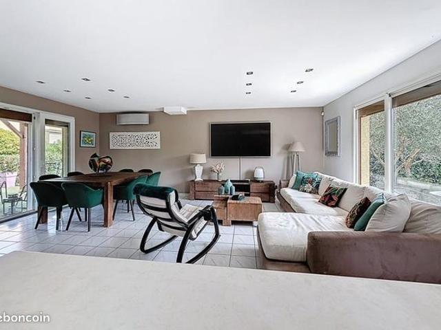 Maison 6 pièces 117 m²