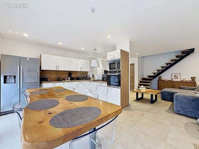 Maison 6 pièces 117 m²