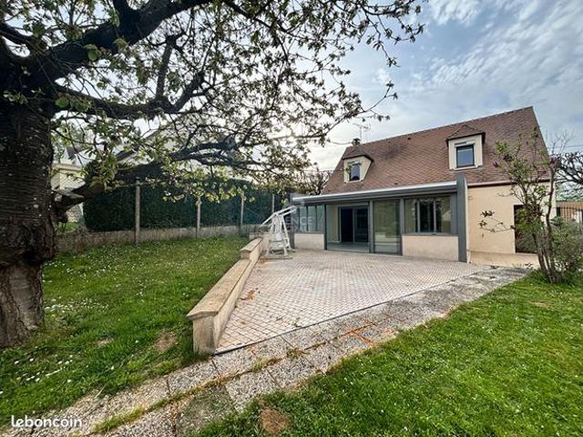 Maison 6 pièces 117 m²