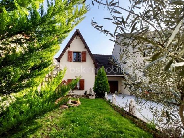 Maison 6 pièces 117 m²