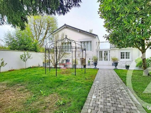 Maison 6 pièces 118 m²