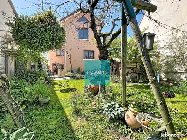 Maison 6 pièces 118 m²