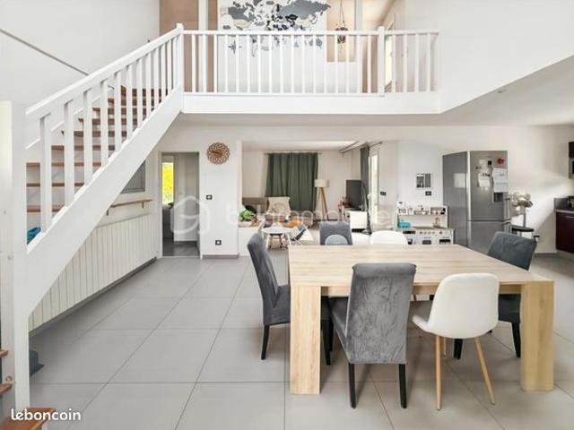 Maison 6 pièces 119 m²