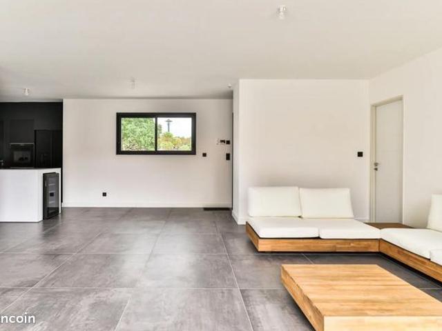 Maison 6 pièces 110 m²