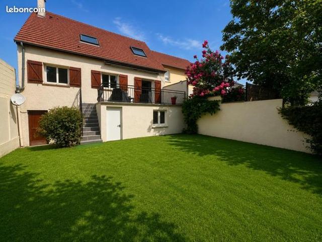 Maison 6 pièces 110 m²
