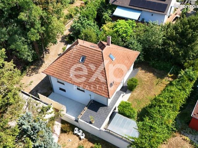 Maison 6 pièces 110 m²