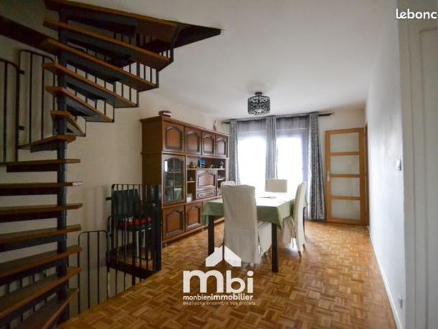 Maison 6 pièces 110 m²