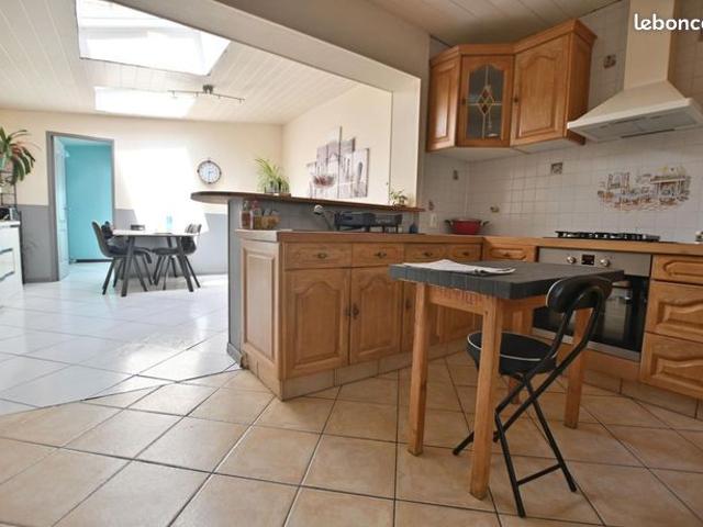 Maison 6 pièces 90 m²