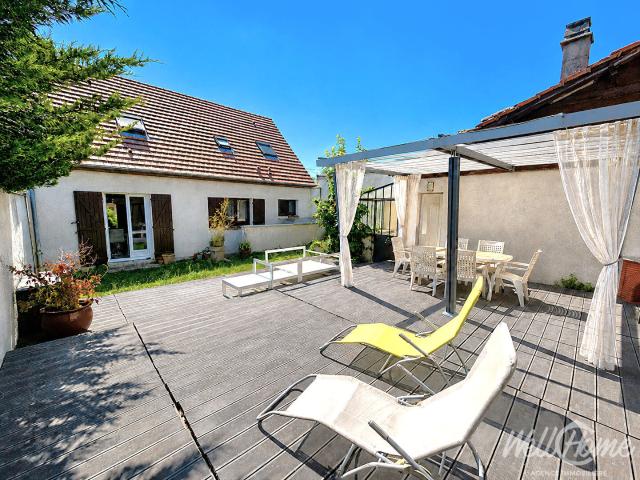 Maison 6 pièces 110 m²