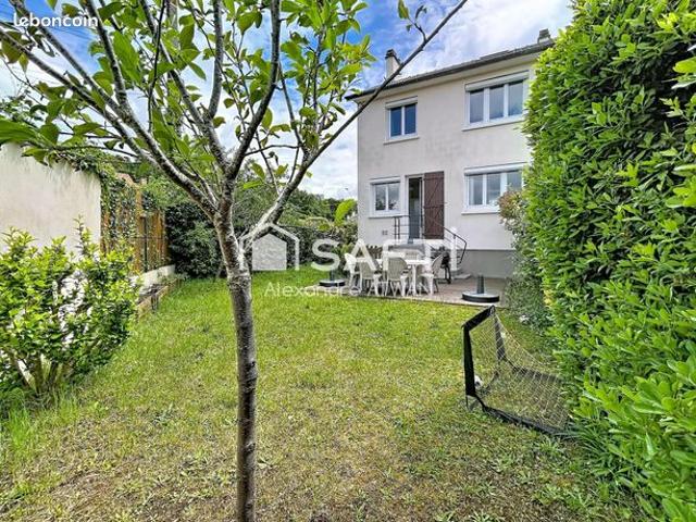 Maison 6 pièces 110 m²