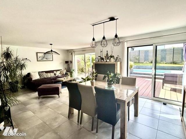 Maison 6 pièces 110 m²
