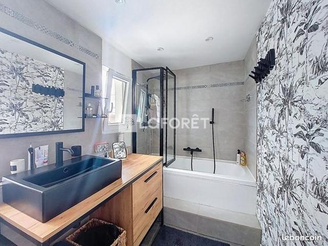 Maison 6 pièces 110 m²
