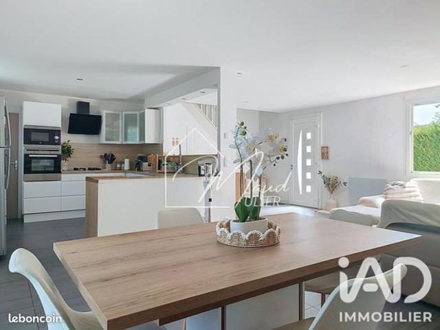 Maison 6 pièces 110 m²