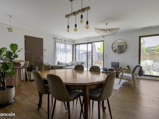 Maison 6 pièces 110 m²