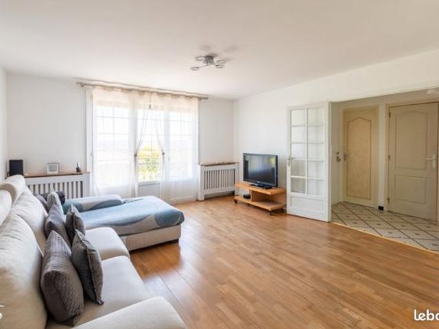Maison 6 pièces 110 m²