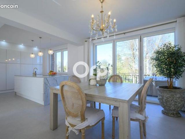 Maison 6 pièces 110 m²