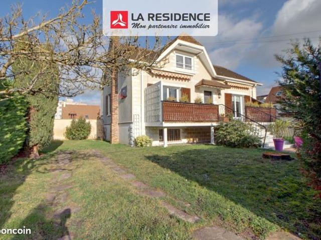Maison 6 pièces 110 m²