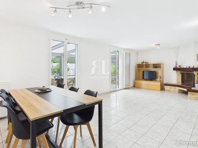 Maison 6 pièces 110 m²