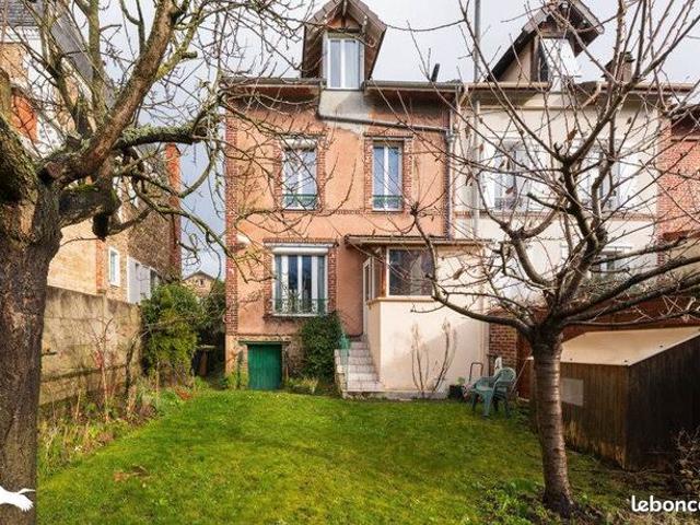 Maison 6 pièces 110 m²