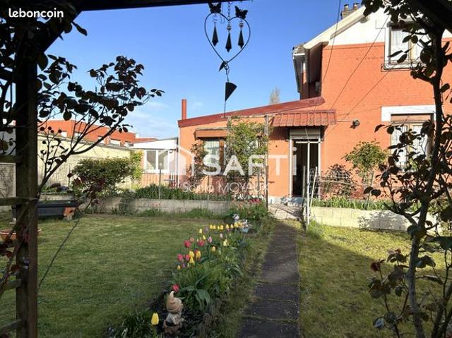 Maison 6 pièces 110 m²