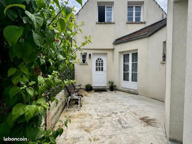 Maison 6 pièces 110 m²