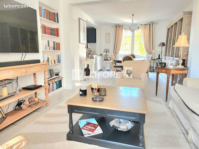 Maison 6 pièces 110 m²