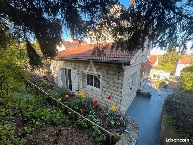 Maison 6 pièces 110 m²