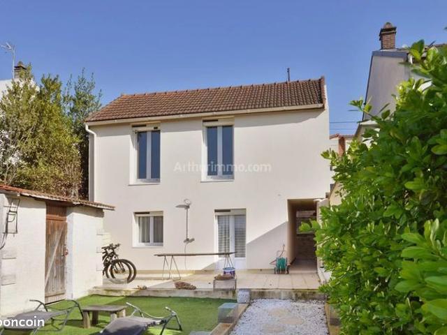 Maison 6 pièces 110 m²