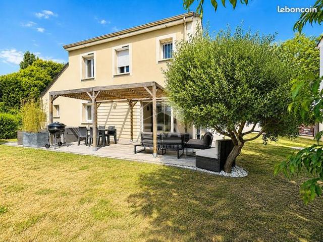 Maison 6 pièces 110 m²